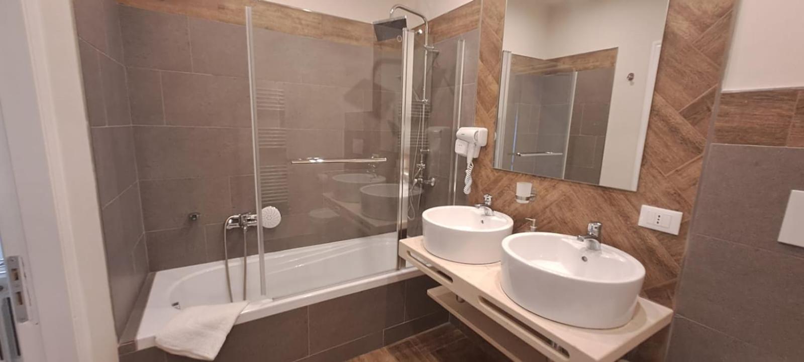 Chez Tata' - Sce Tata Bed and Breakfast Rossano Stazione Esterno foto